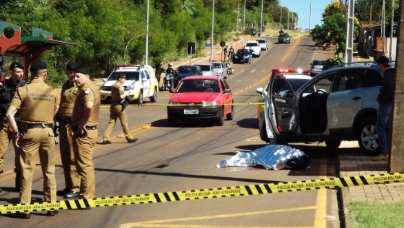 Homem Morto A Tiros Dentro De Carro No Jardim Conc Rdia Em Toledo