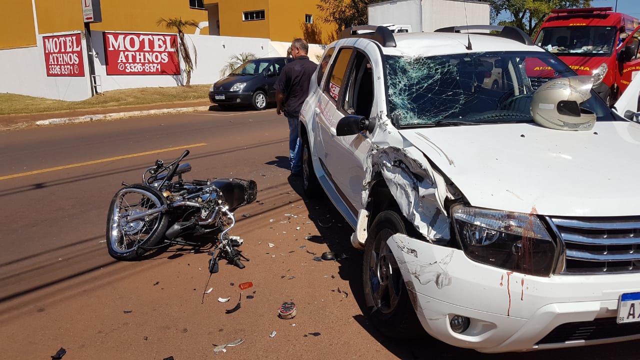 Duas Pessoas Ficam Feridas Em Grave Colis O Entre Carro E Moto Cgn