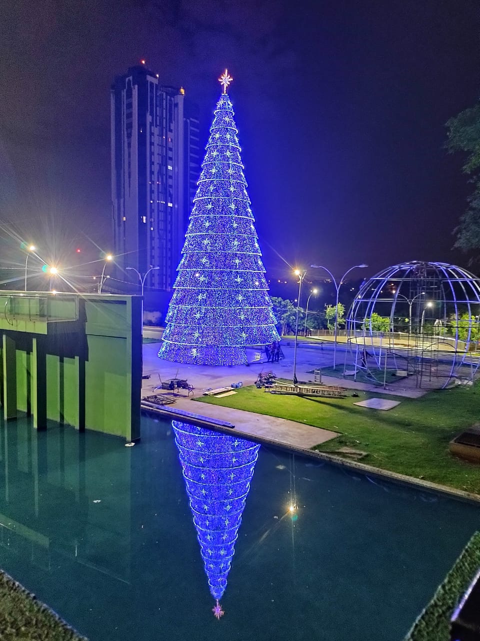 Natal De Guas E Luzes Come A Nesta Quarta Espet Culo E