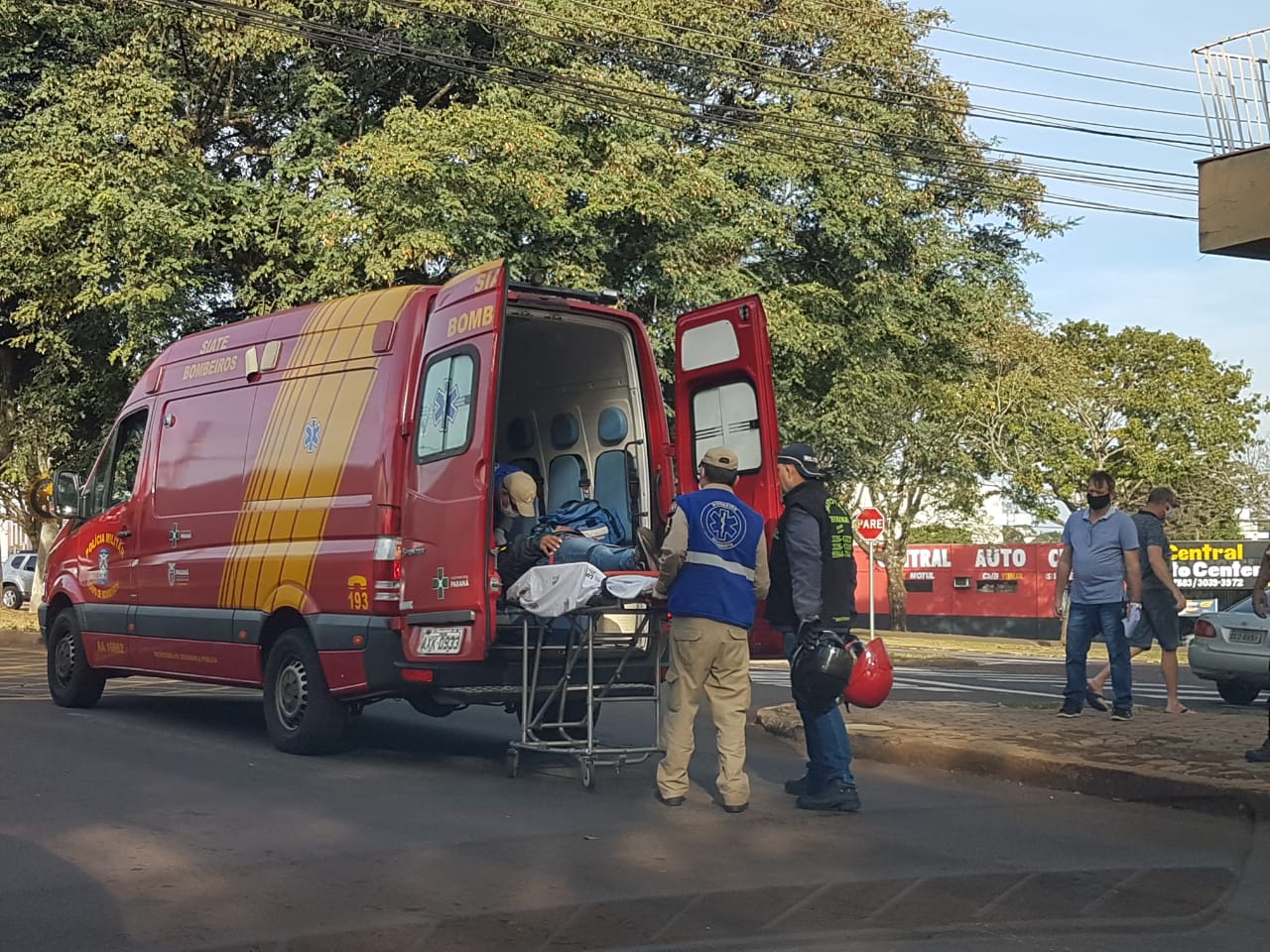 Motociclista Fica Ferido Ao Se Envolver Em Acidente Na Regi O Central