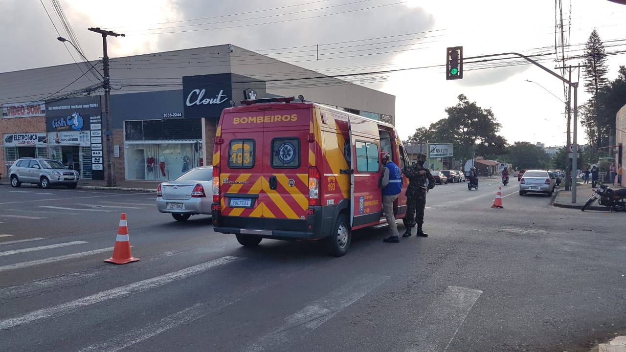 Motos colidem na Rua Cuiabá no Bairro Neva CGN O maior portal de