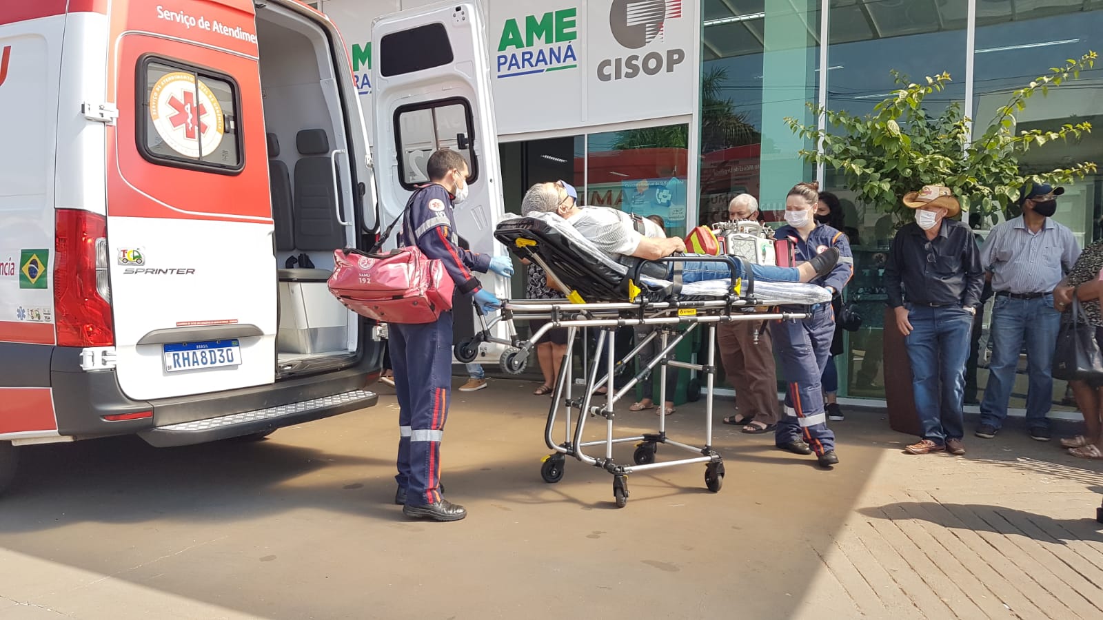 Idoso é socorrido pelo Samu após passar mal no Cisop em Cascavel CGN