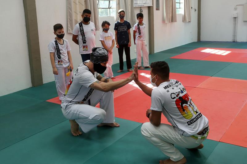 Curitiba Centro De Lutas Tatuquara Oferece Aulas De Capoeira Jud