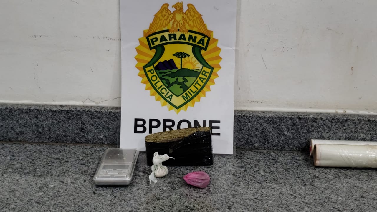 Durante fiscalização da Rone jovem é detido maconha cocaína e