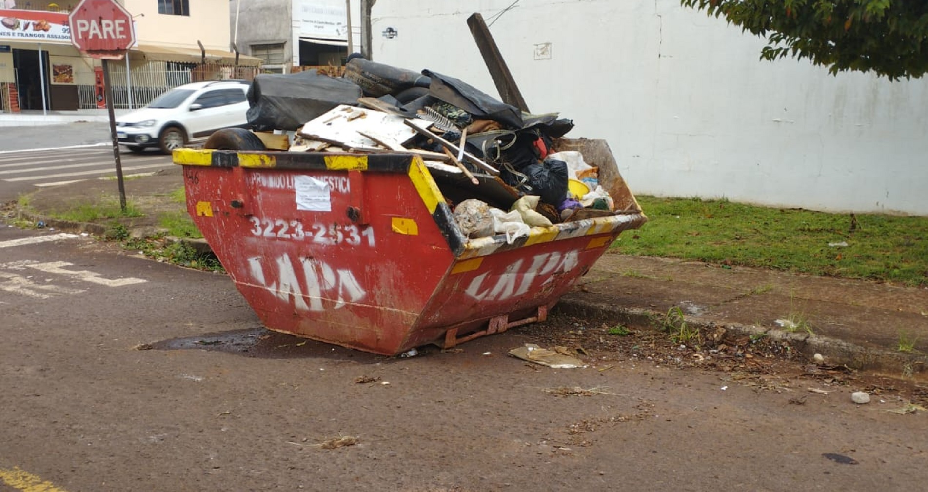 Ca Ambas Para Coleta De Lixo De Pequeno Volume Instalada No