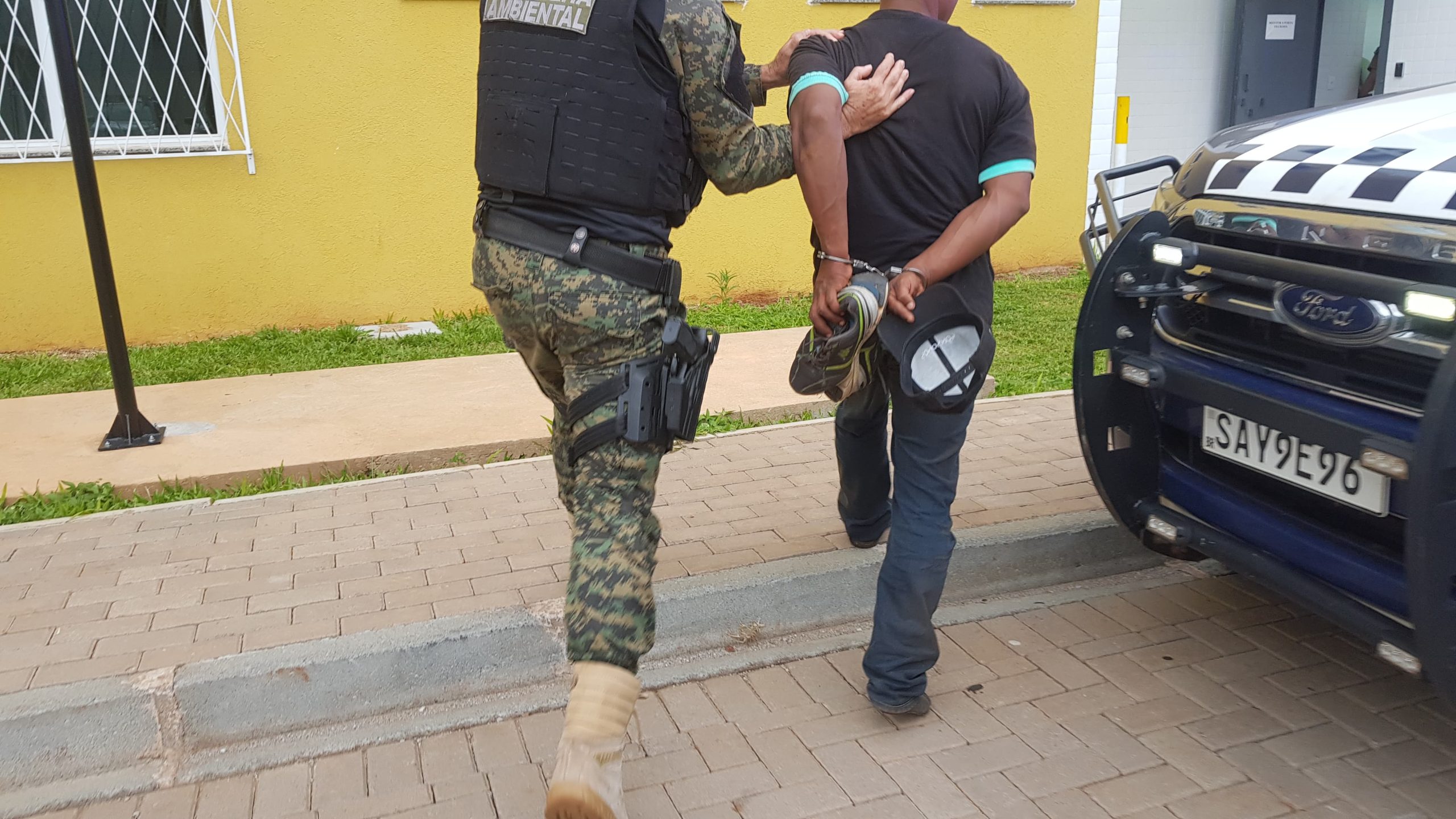 Acusado de desacato homem é detido pela Guarda Municipal na Rodoviária