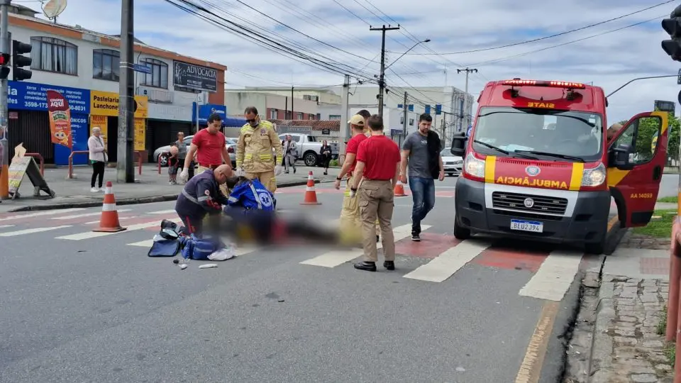 Idosa Fica Em Estado Grave Ao Ser Atropelada Por Moto Em Faixa De