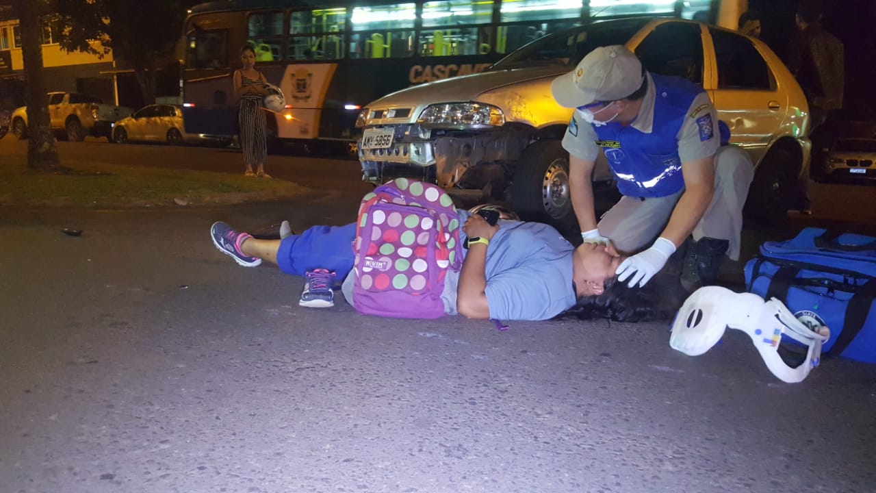 Imagem referente a Coqueiral: batida de trânsito na Avenida Brasil deixa mulher ferida