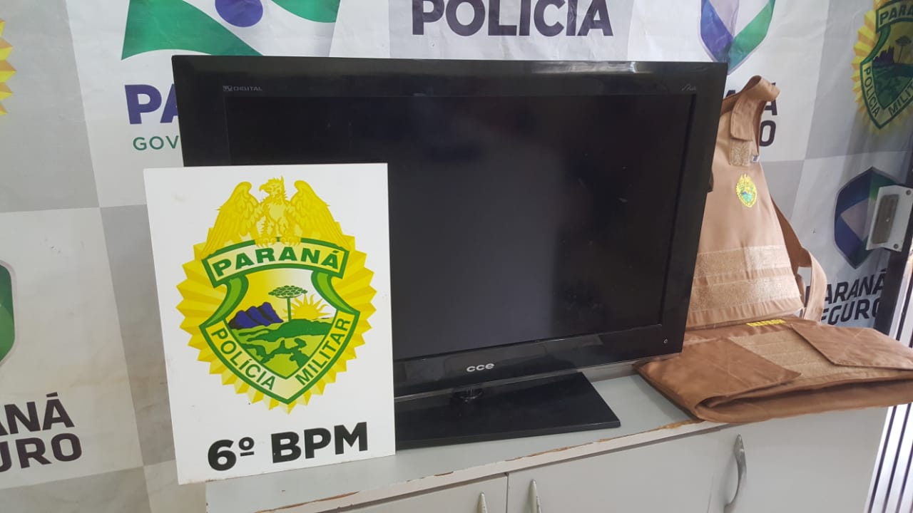 Imagem referente a UPS Norte detém dois e recupera televisor