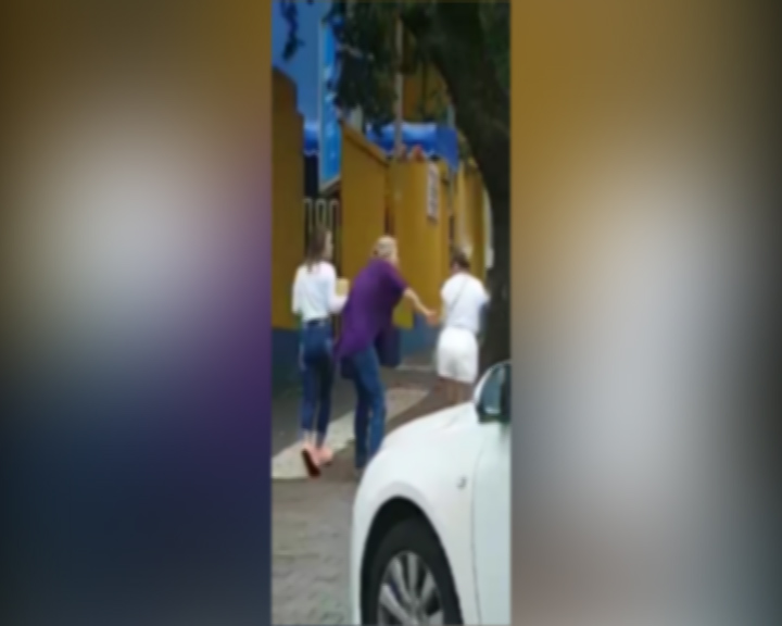 Imagem referente a Vídeo mostra mulheres brigando em Cascavel