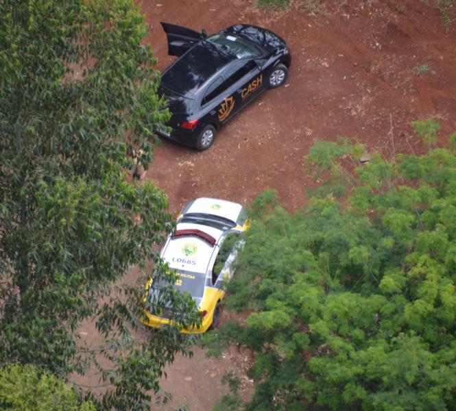 Imagem referente a PM recupera carro roubado com ajuda de helicóptero, em Apucarana