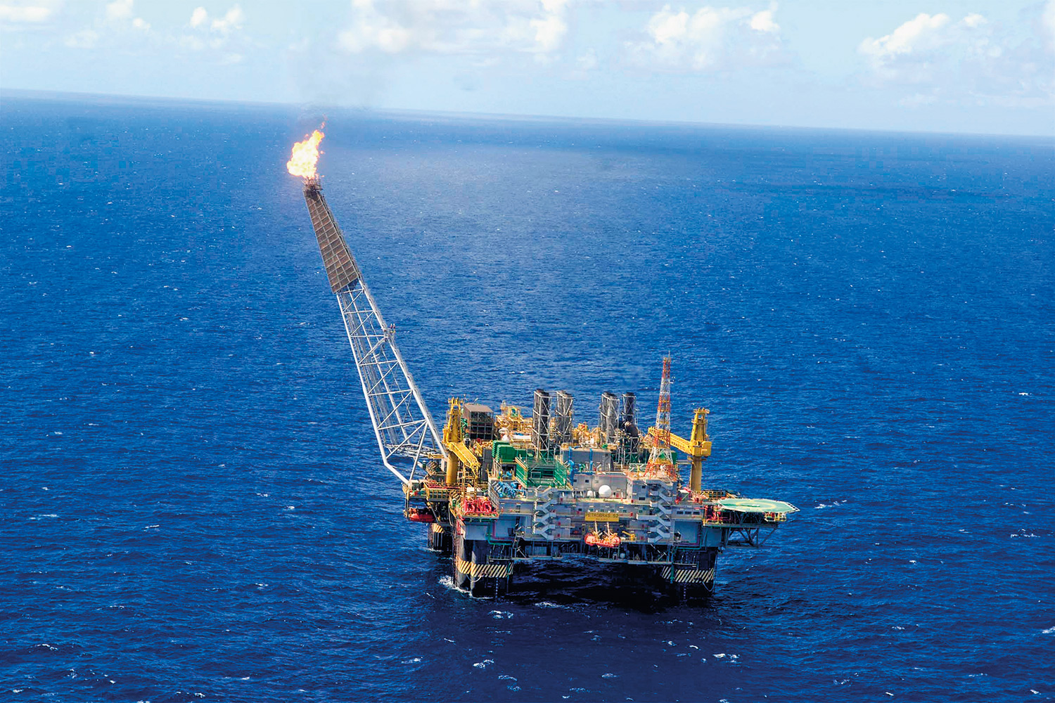Imagem referente a Petróleo Brent deve ficar em média em US$ 60 o barril em 2020, prevê DoE