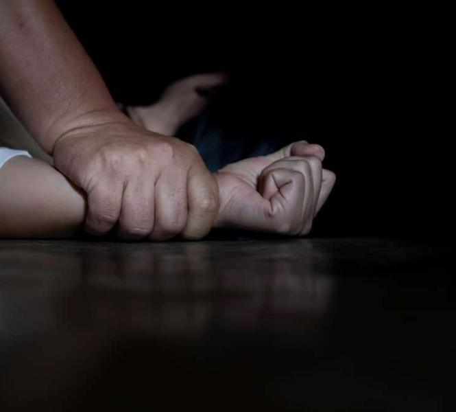 Imagem referente a Acusado de abusar da neta de 9 anos é encontrado morto em hotel de Terra Rica