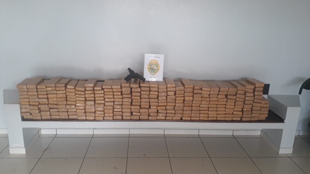 PM e PRF apreendem 156 quilos de maconha após perseguição em Guarapuava - CGN