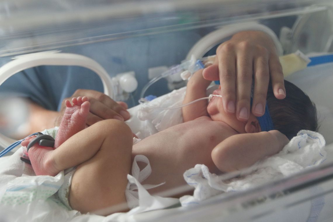 Imagem referente a Hospital alerta para cuidados com mães de prematuros