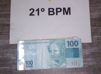 Imagem referente a Polícia Militar recupera dinheiro e prende suspeito do furto