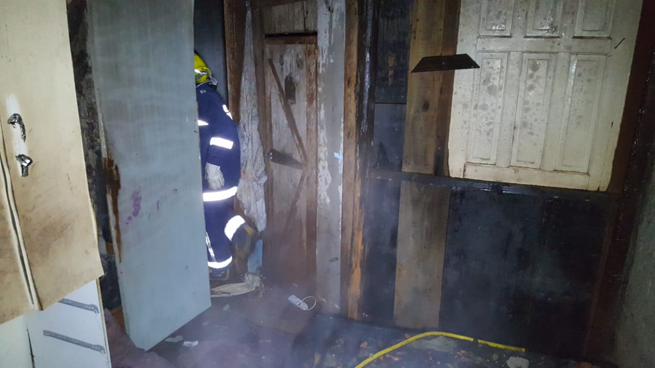 Imagem referente a Incêndio em quarto de casa é registrado no Bairro Interlagos