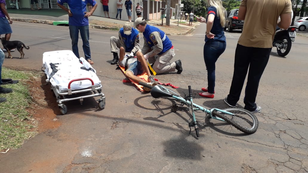 Imagem referente a Ciclista fica ferido em colisão com HB20 no Coqueiral