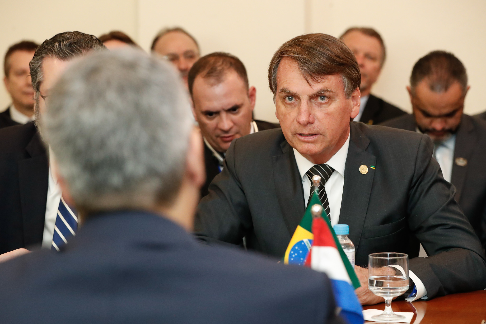 Imagem referente a Bolsonaro chega à Cúpula do Mercosul no RS, acompanhado de 7 ministros