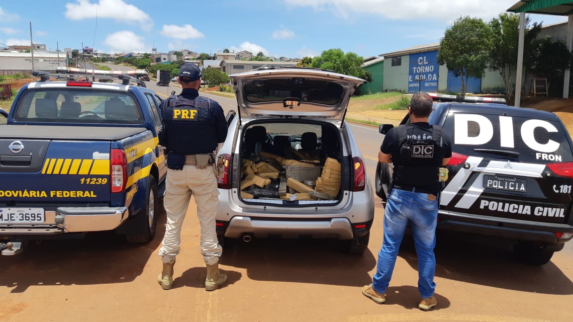 Imagem referente a PRF e Polícia Civil detêm homem com 270 quilos de maconha