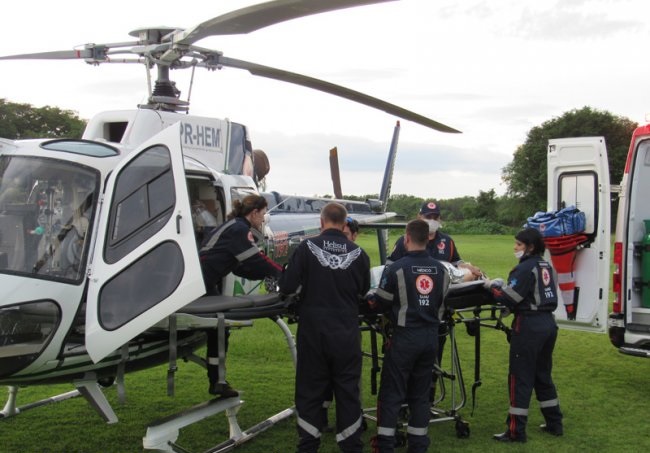Imagem referente a Homem com insuficiência respiratória é socorrido em Santa Helena e transportado de helicóptero a hospital de Cascavel