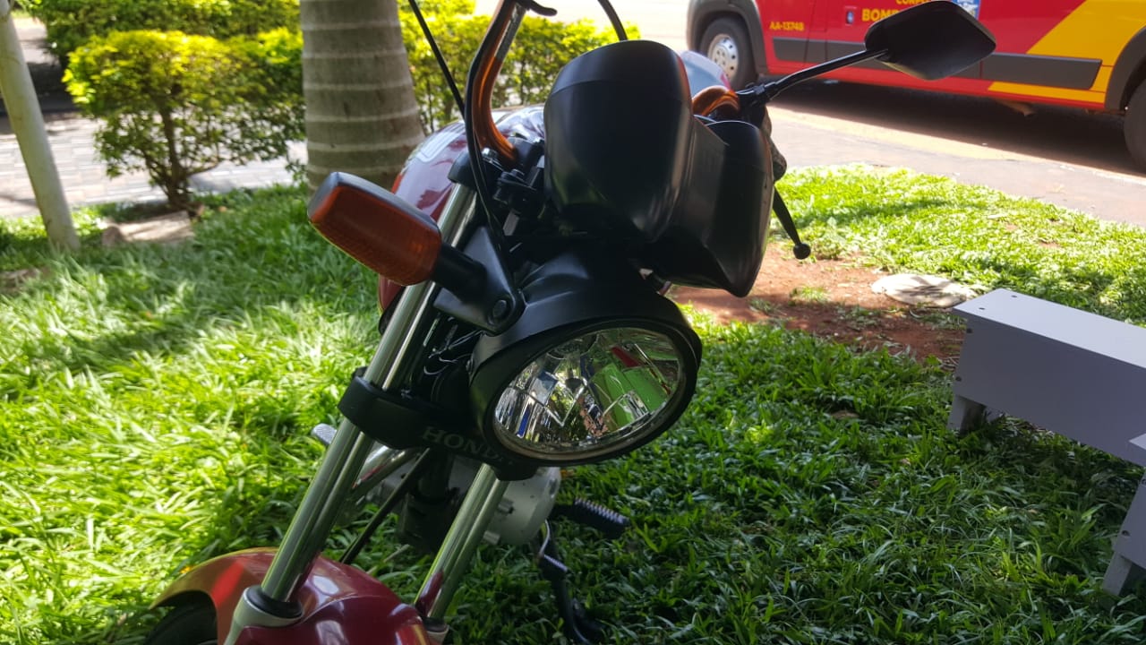 Imagem referente a Moto e bicicleta batem no Brasmadeira