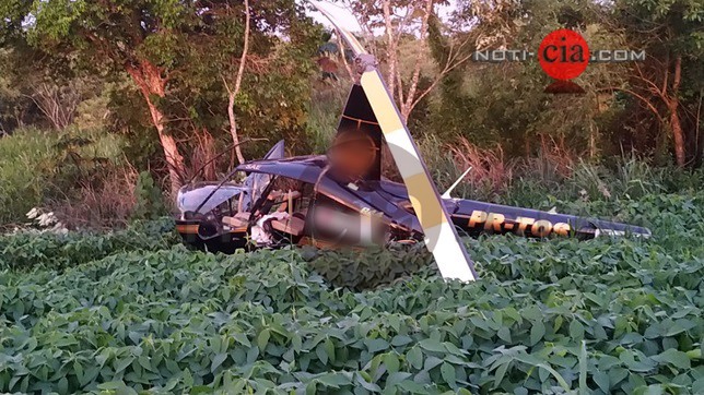 Imagem referente a Piloto sobrevive em queda de helicóptero em zona rural de São Manoel do Paraná