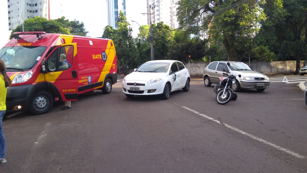 Imagem referente a Motociclista fica ferido em acidente na Rua Minas Gerais
