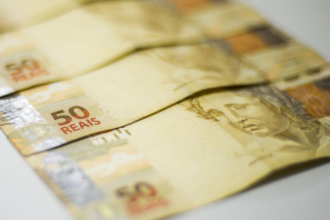Imagem referente a Governo conclui recebimento de R$ 69,96 bilhões da cessão onerosa