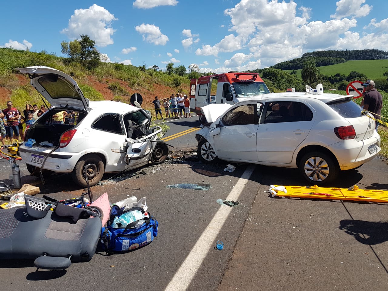 Imagem referente a Três pessoas morrem em grave acidente na rodovia BR-373