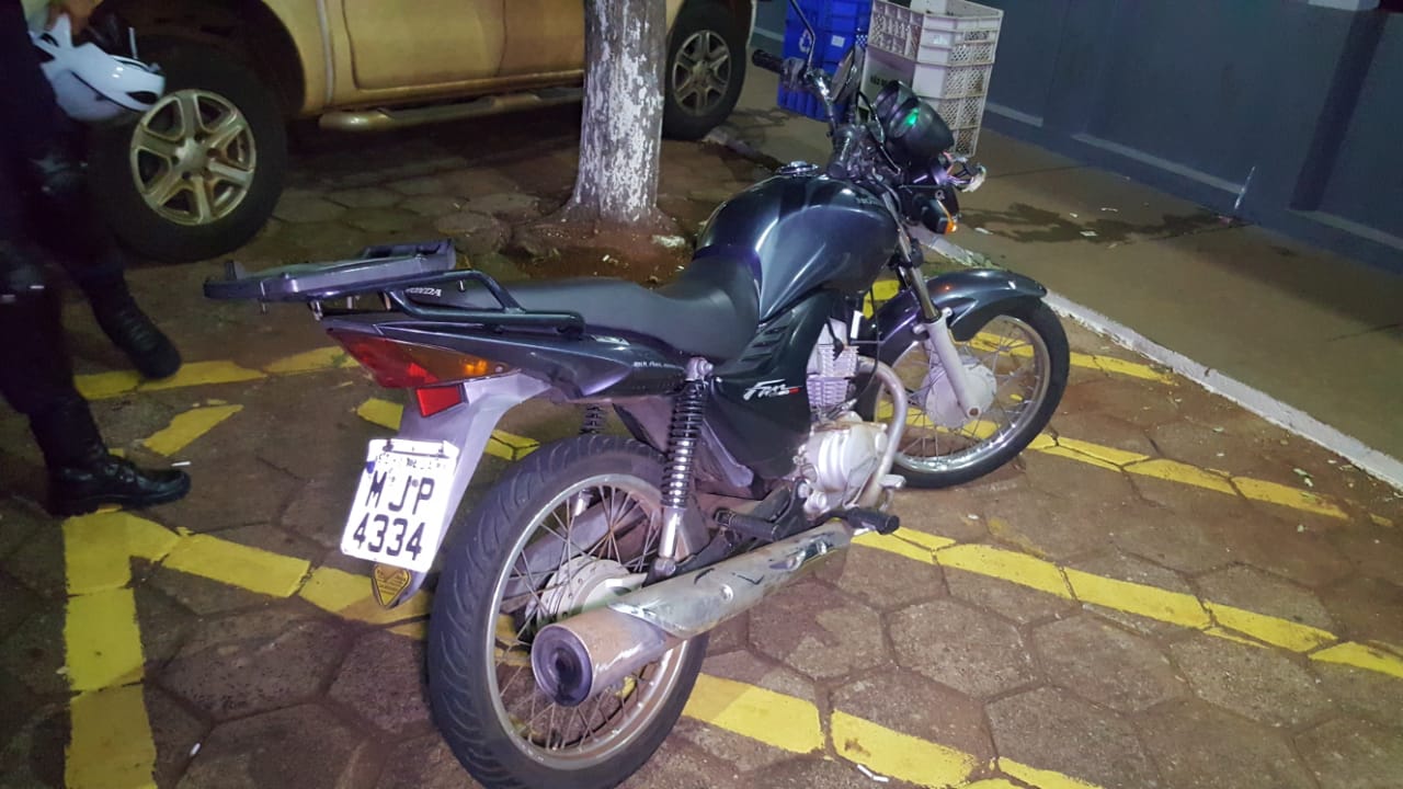 Imagem referente a GM localiza motocicleta furtada na Rua Teresina