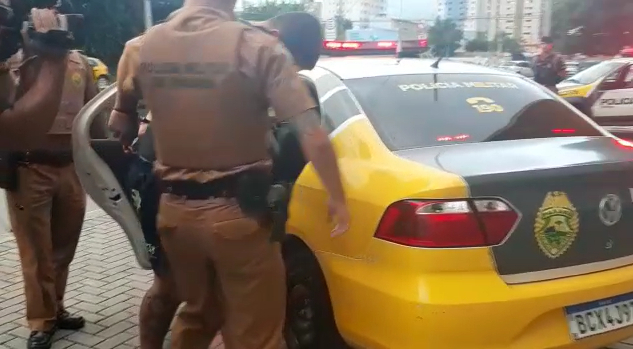 Imagem referente a Polícia prende suspeito de ser o ‘Maníaco do Sandero’ em Curitiba