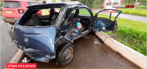Imagem referente a Mulher é ejetada de carro em acidente na BR-369, em Ibiporã