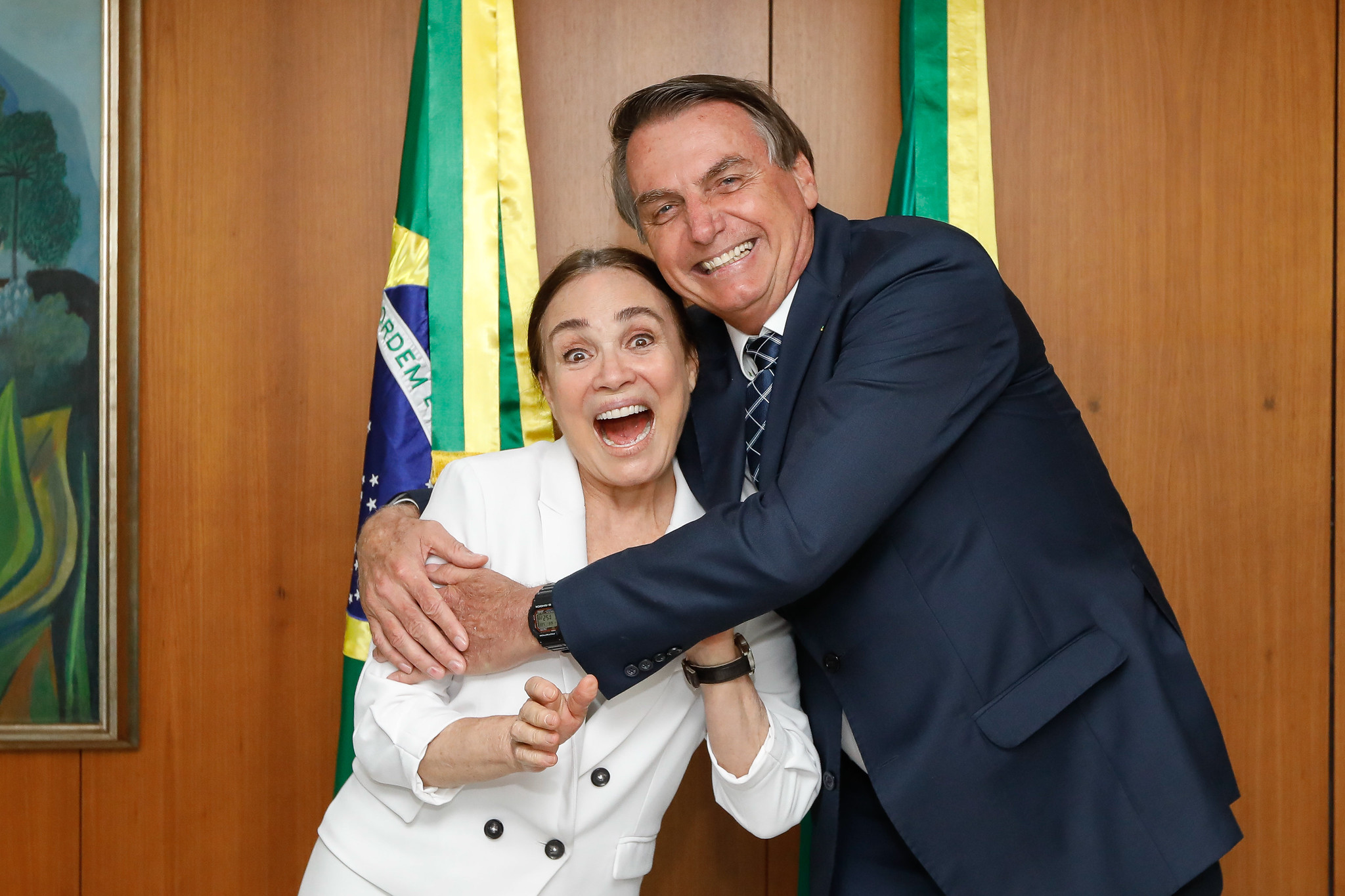 Imagem referente a ‘Casamento’ com Regina Duarte deve sair ‘quarta ou quinta’, diz Bolsonaro
