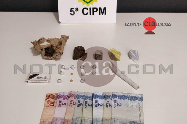 Imagem referente a Dois homens e uma mulher são detidos pela PM em Cianorte por envolvimento com o tráfico de drogas