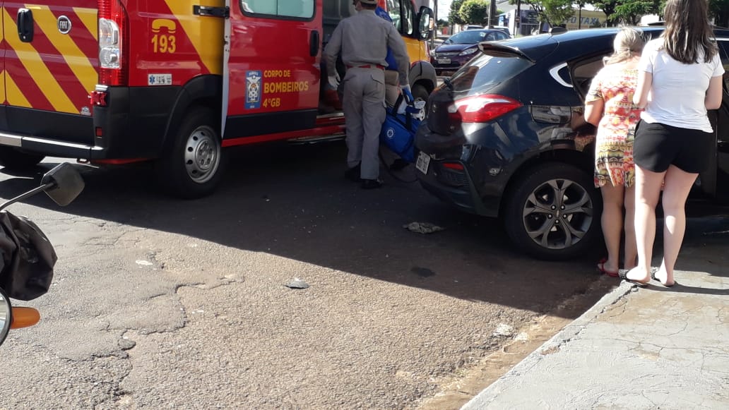 Imagem referente a Motociclista fica ferido em batida com carro no Bairro São Cristóvão