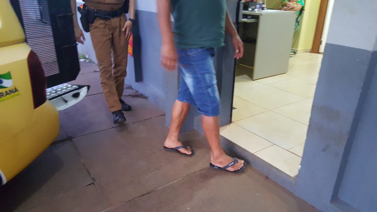 Imagem referente a Homem de 47 anos é preso após tentar estrangular mulher no Brasmadeira