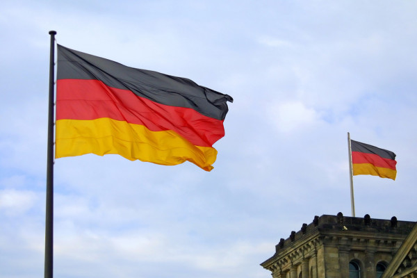 Imagem referente a Encomendas à indústria da Alemanha sobem 1,2% em fevereiro ante janeiro