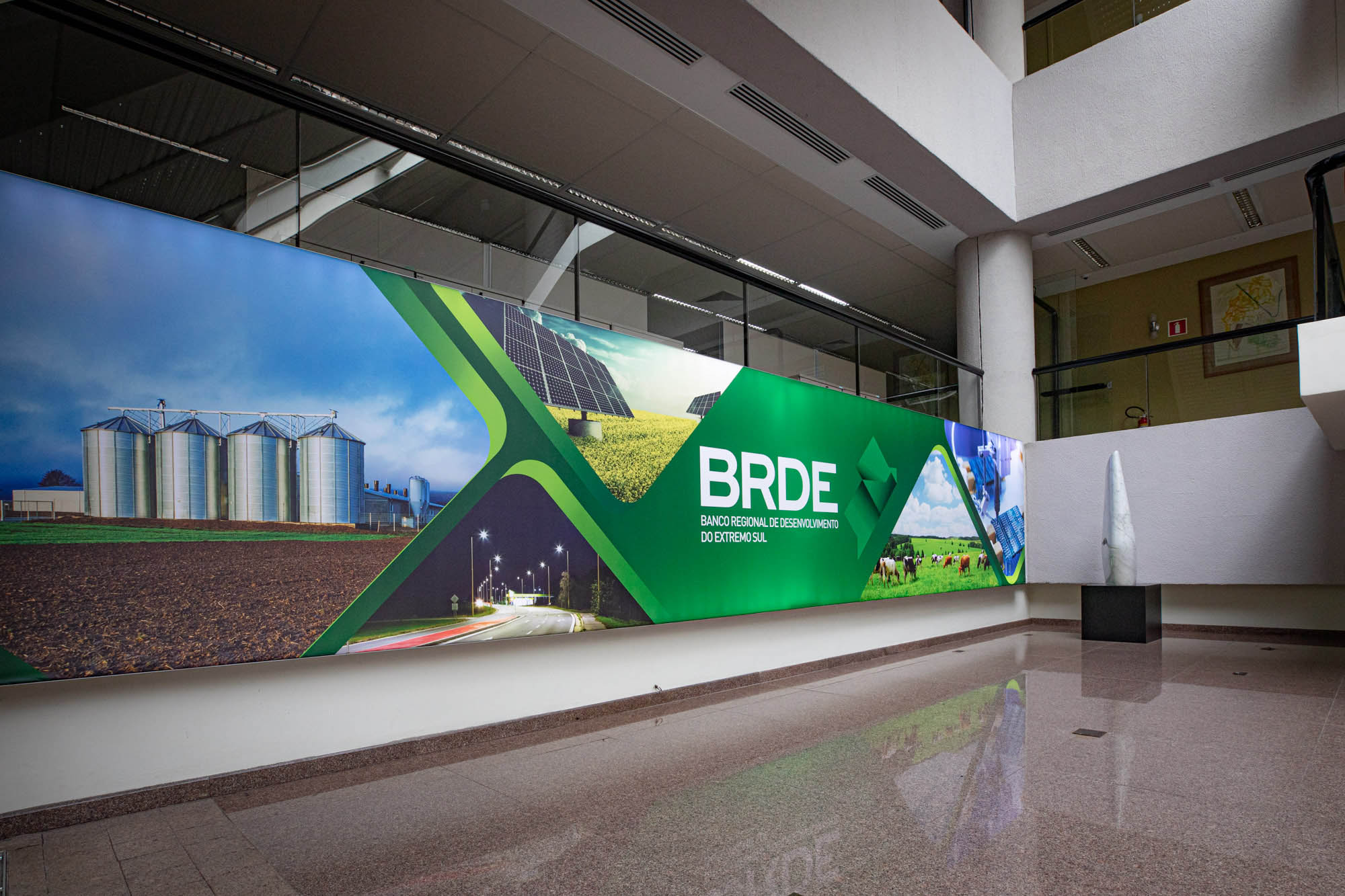 Imagem referente a BRDE anuncia R$ 1,3 bilhão para apoiar retomada da economia