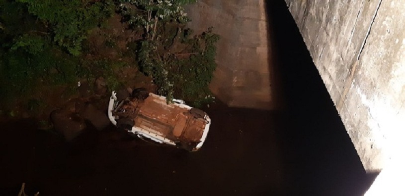 Imagem referente a Capanema: homem morre após veículo sair da pista e cair em ponte na BR-163