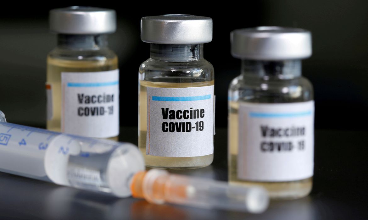 Imagem referente a EUA planejam megaesforço de testagem de vacinas para covid-19