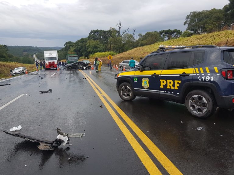 Carro De Cascavel é Um Dos Seis Envolvidos Em Gravíssimo Acidente Na BR ...