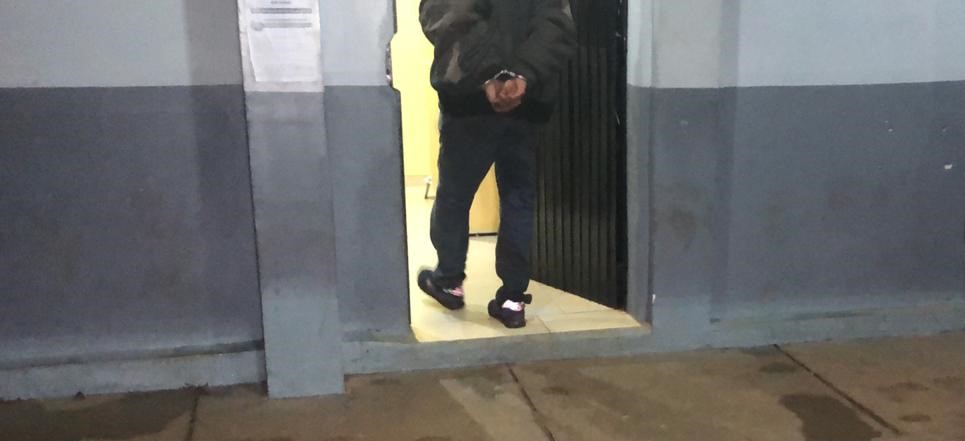 Imagem referente a Homem é preso em flagrante furtando lanchonete no Centro
