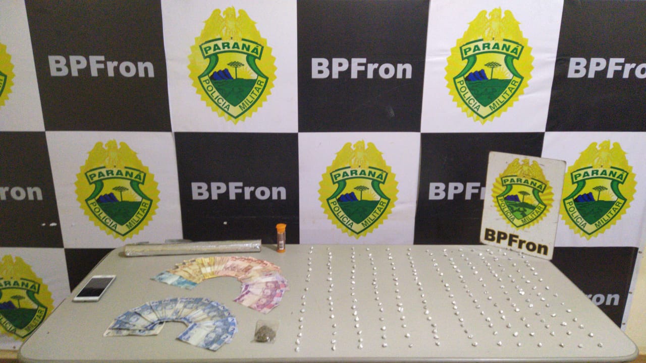 Imagem referente a BPFron detém indivíduo com 222 pedras de crack em Guaíra