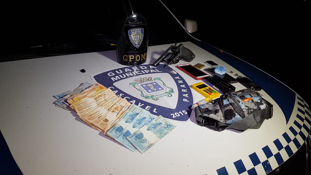 Imagem referente a Esquema de venda de drogas por “delivery” é desmantelado pela equipe do GPOM da Guarda Municipal