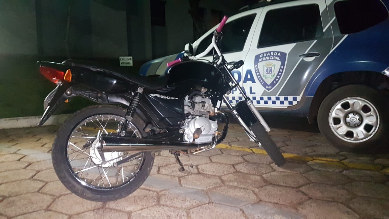 Imagem referente a Equipe da GM recupera moto furtada há quatro dias no São Cristóvão