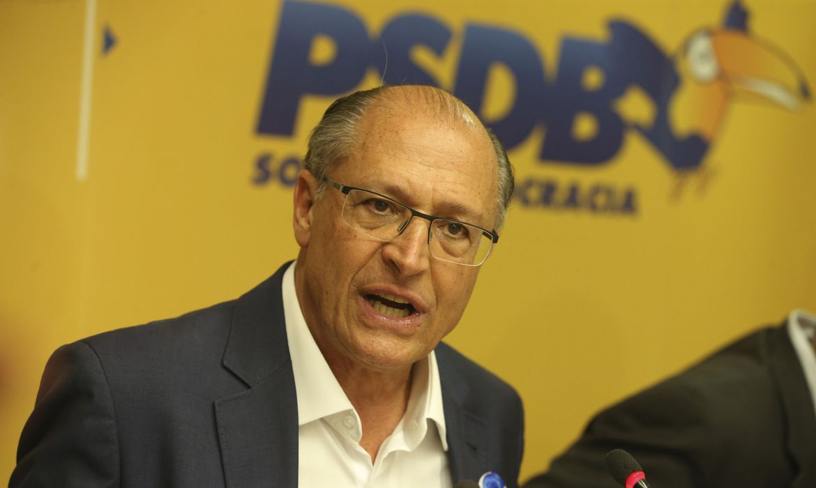 Imagem referente a Juiz revisa decisão e nega a ex-secretário de Alckmin acesso a documentos