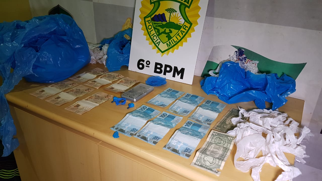 Imagem referente a Polícia Militar apreende cocaína, maconha e dinheiro no Universitário
