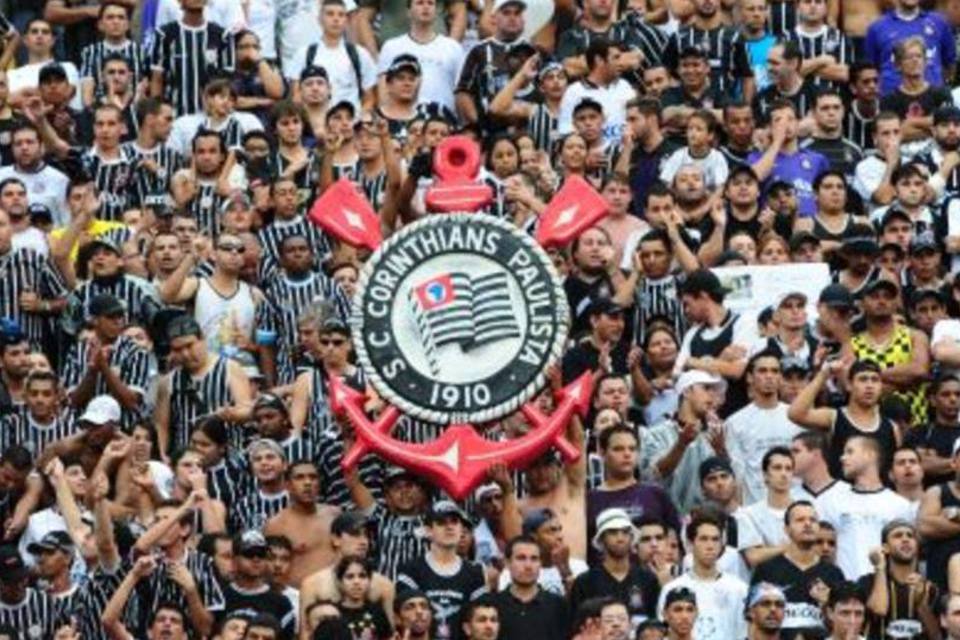 Corinthians derrota Bahia e se afasta da zona de ...