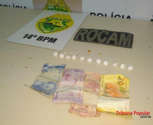 Imagem referente a ROCAM detém indivíduo com cocaína e crack na ‘Favela do Monsenhor’, em Foz